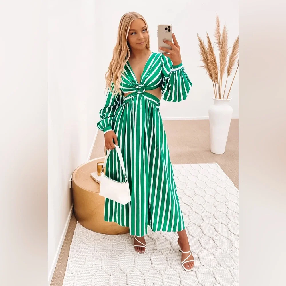 PETAL & PUP Lakeview cut out DRESS - Picture 7 of 9